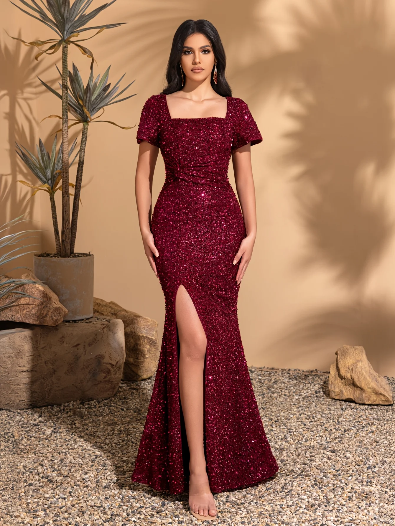 Sequined short-sleeved square neck hip-hugging wedding dress, classic retro style, elegant and chic dress - Image 6