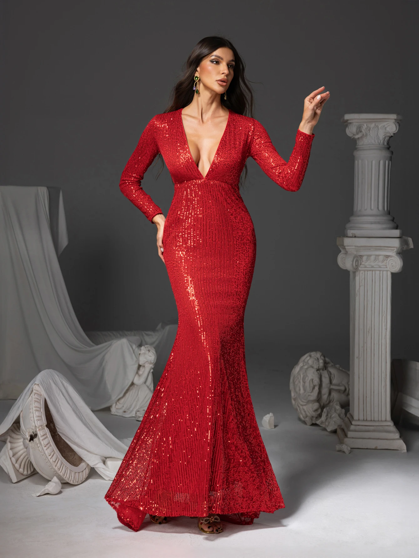 Red Deep V-Neck Long-Sleeve Dress, Sequined Bodycon Mermaid Gown for Family Gatherings, Birthday Parties, Elegant and Fashionable Dress, Women's Long Dress, Party Dress, New Dress, Women's Evening Dress, Host Performance Dress, Bridesmaid Dress, Prom Evening Dress, Concert Performance Dress, Award Ceremony Dress, Fashionable Boutique Dress, Holiday Dress, Graduation Dress, Holiday Date Dress - Image 5